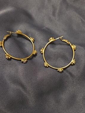 Sorrelli Gold Floral-Accent Hoop Earrings